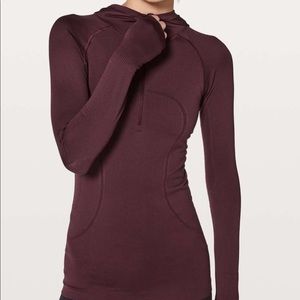 Lululemon Swiftly Tech Hooded 1/2 Zip